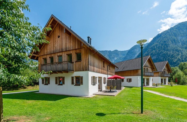 Apartment in Obertraun near Dachstein Ski Area