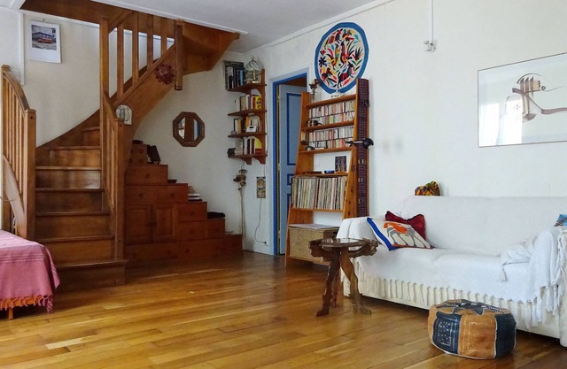 Apartment in pleasant area of PARIS