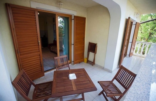 Apartment in Povile with Terrace, Air condition, WIFI, Washing machine (3542-2)