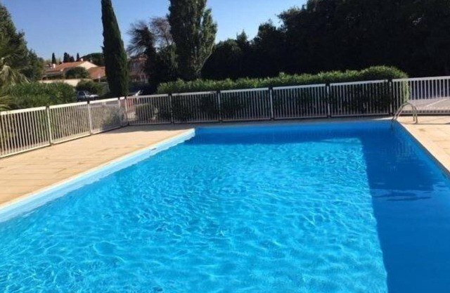 Apartment in quiet residence with swimming pool and private parking 4HAMCL2A