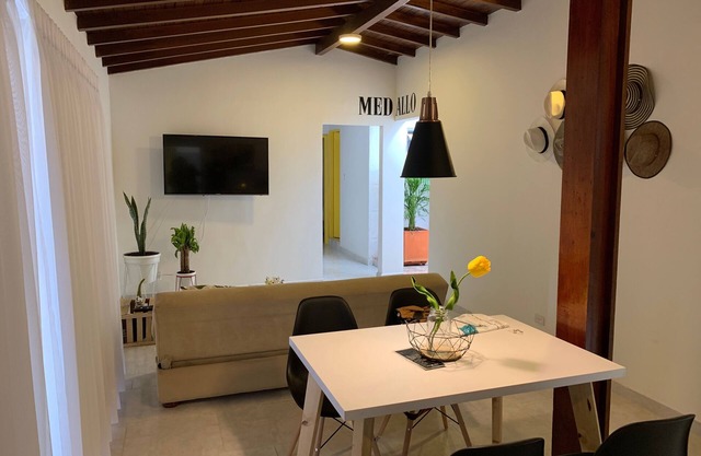 Apartment in the center of Medellin well located - Home ARIS 402
