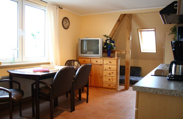Apartment in the EF-house - sea view old city border - 5 min to the port or National park