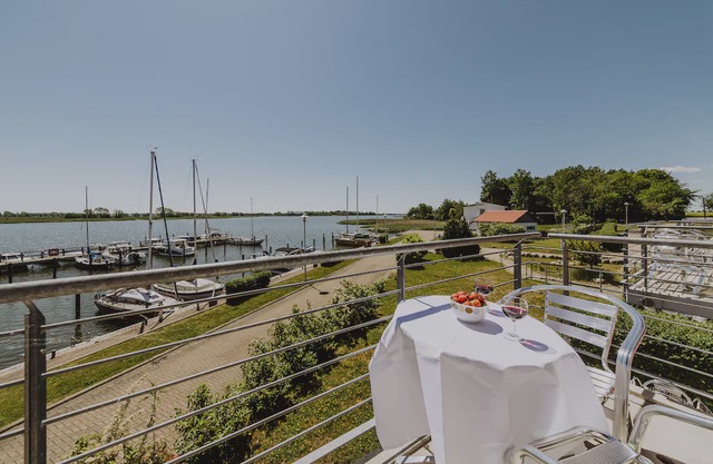 Apartment in the harbor