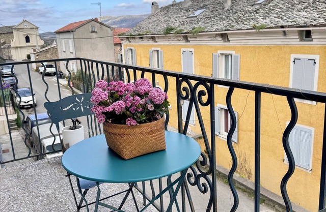 Apartment in the heart of the village