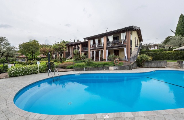 Apartment 'Residence La Piopa' with Mountain View, Wi-Fi and Air Conditioning