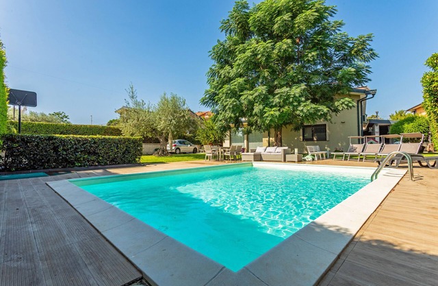 Apartment 'Vanilla Bay Dep' with Private Pool, Private Garden and Air Conditioning