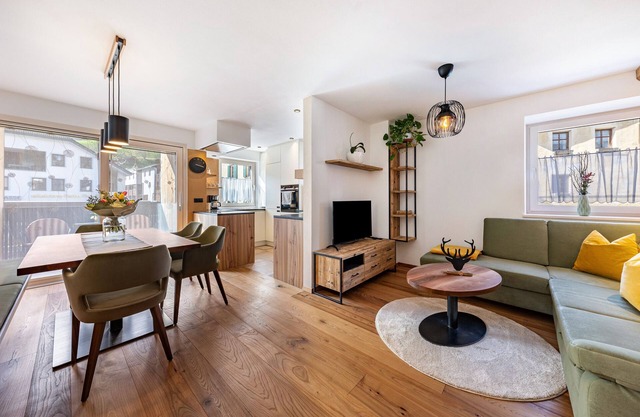 Apartment 'J N Appartement Spritzenhaus' with Balcony and Wi-Fi