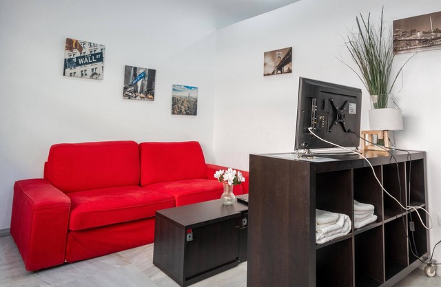 Apartment 'Jp7 Piso 10 Min Sevilla' with Wi-Fi and Air Conditioning