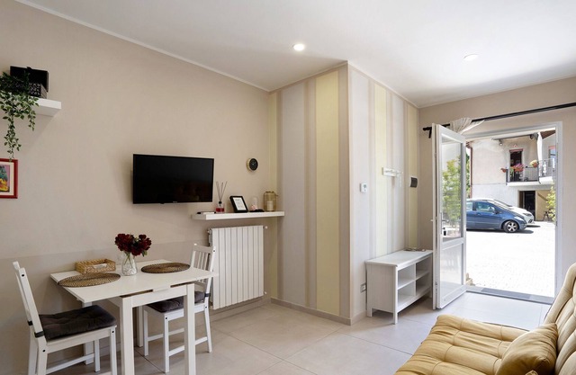 Apartment 'La Corta di Silvia 3' with outdoor area and Wi-Fi