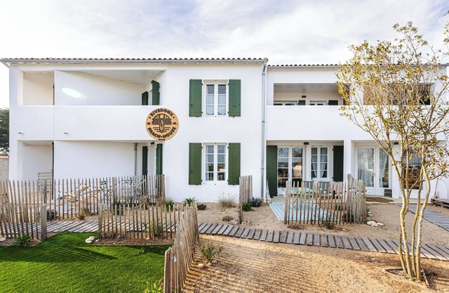 Apartment 'La Dune, Appart Familial Vue Mer' with Sea View, Private Terrace and Wi-Fi
