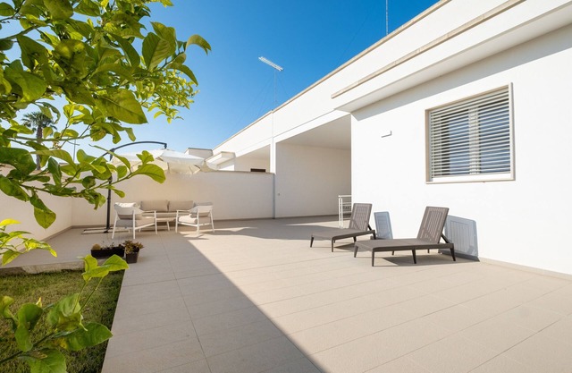 Apartment 'La Tavernetta Di Elisa' with Private Terrace and Wi-Fi