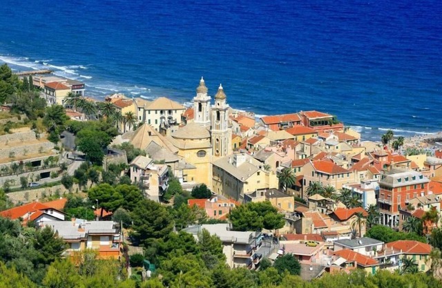 Apartment Laigueglia to rent sleeps 5/6