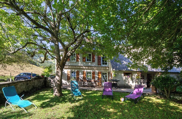 Apartment 'Le Carot Gîte De Montagne Indépend' with Mountain View, Private Garden and Wi-Fi