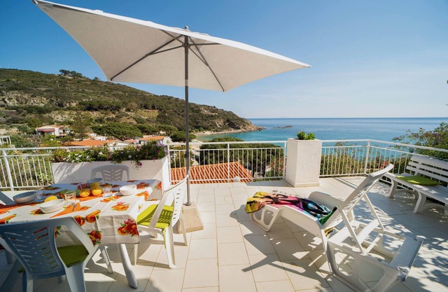 Apartment "Le Sirene Bilo 1" with Sea View, Terrace and Wi-Fi