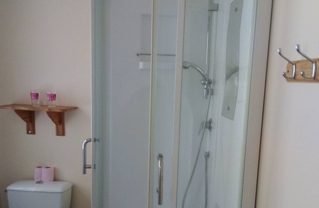 Apartment Les fleurs, Bellac, close to all amenities.