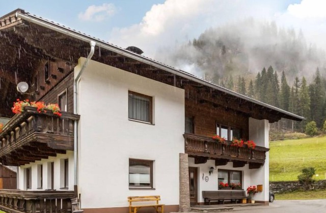 Apartment Lippenhof in Defereggental - 6 persons, 3 bedrooms
