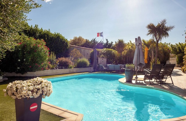 Apartment 'Lucerta Bella' with Shared Pool, Wi-Fi and Air Conditioning