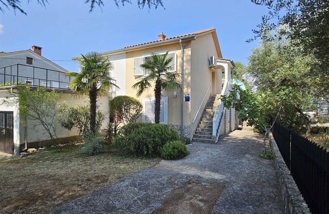 Apartment Magdica close to Beach