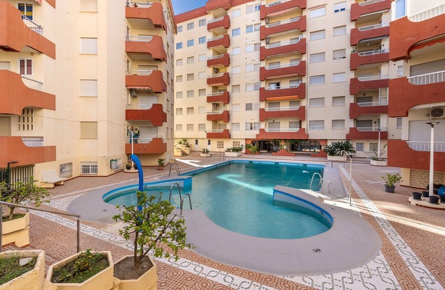 Apartment 'Maravillosa Cala' with Sea View, Shared Pool and Wi-Fi