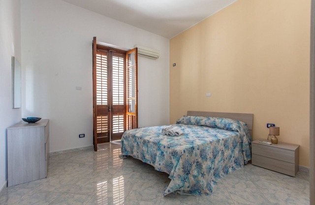Apartment 'Marianna' with Balcony and Air Conditioning
