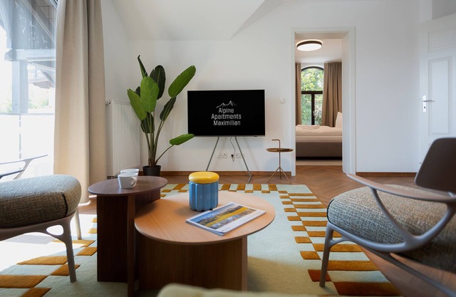 Apartment 'Max 10' with Mountain View, Balcony and Wi-Fi