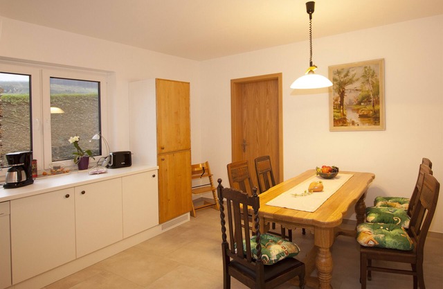 Apartment 'Mertens' with Shared Terrace, Shared Garden and Wi-Fi