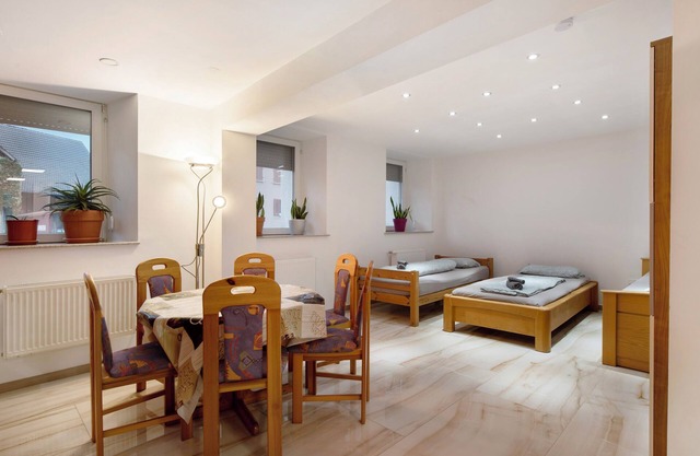 Apartment 'Monteur' with Shared Terrace and Wi-Fi