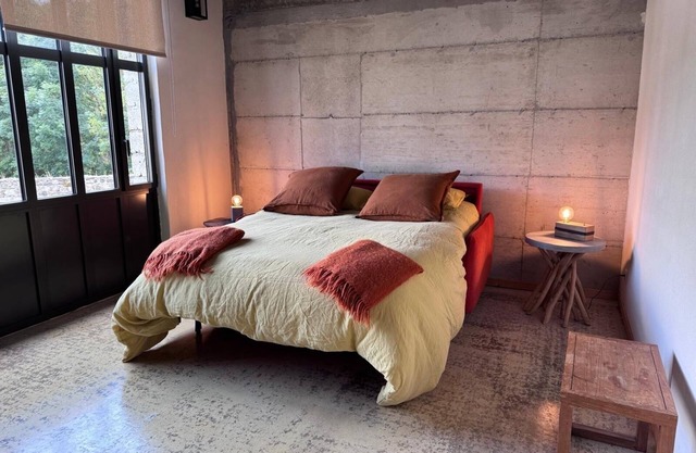 Apartment-Mountain view-Private Bathroom-Family