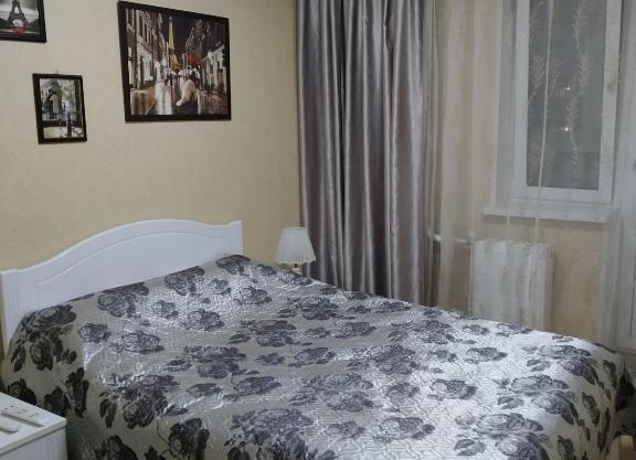 Apartment na Mira Street