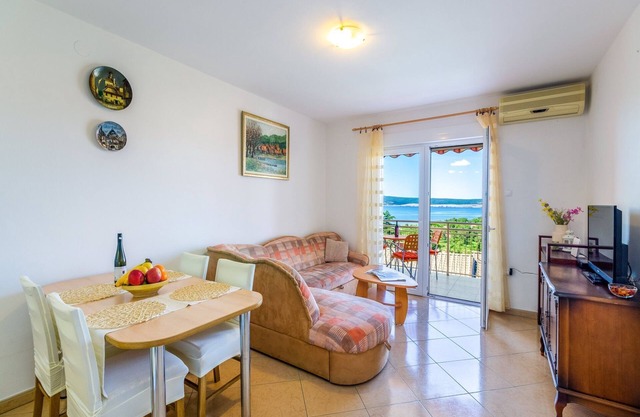 Apartment NENAD (62907-A1) - Dramalj (Crikvenica)