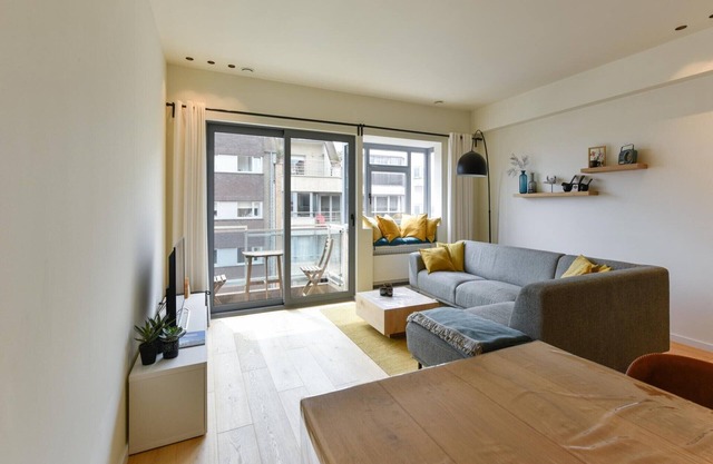 Apartment near Albert Beach with Terrace