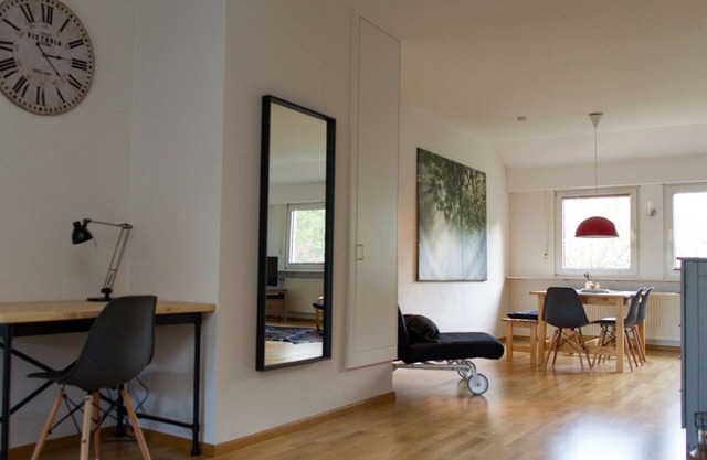 Apartment No. 3 in the Main House – spacious, with stunning garden views