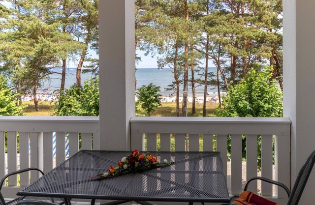 Apartment no. 8 with sea view in Binz, Villa Strandidyll, 2 room, balcony