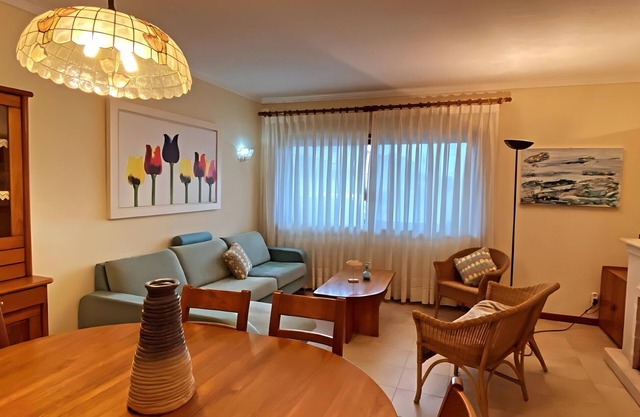 Apartment 'Ocean and River' with Wi-Fi