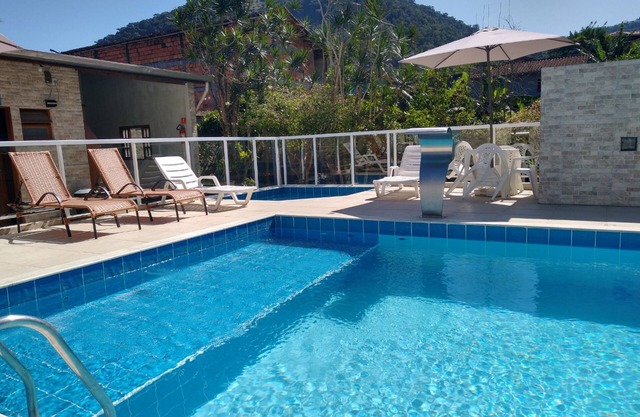 Apartment of 2 dormitories, furnished with swimming pool, playground and barbecue.