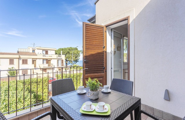 Apartment 'Olimar Home' with Sea View, Wi-Fi and Air Conditioning