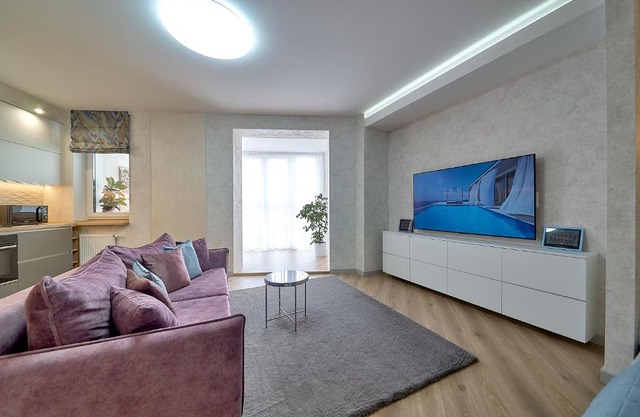 Apartment on Ratomskaya 7