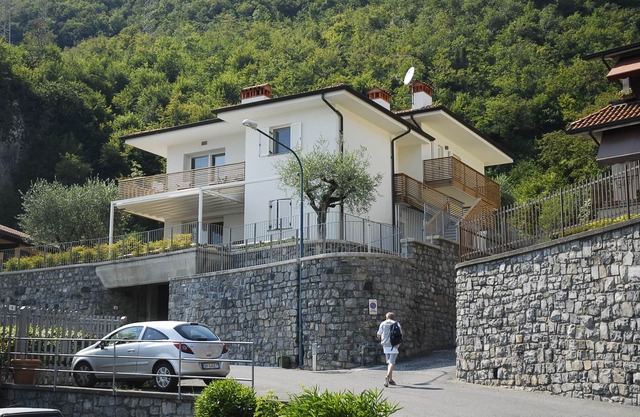 Apartment on the 1st floor, detached, lake view, at the threshold of the forest.