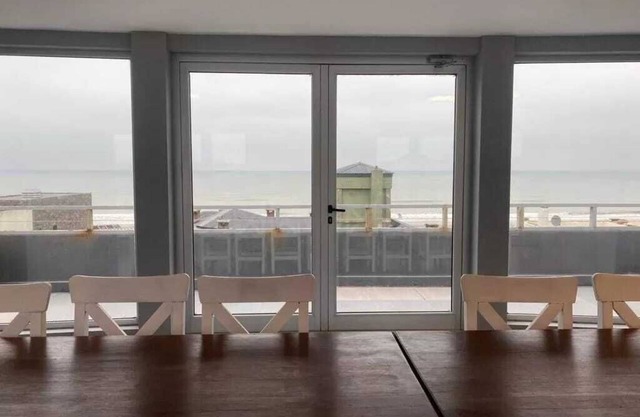 Apartment one block from the sea 🌊