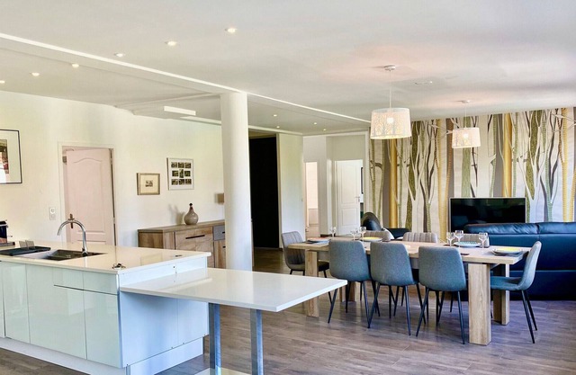 Apartment Orléans, 4 bedrooms, 8 persons