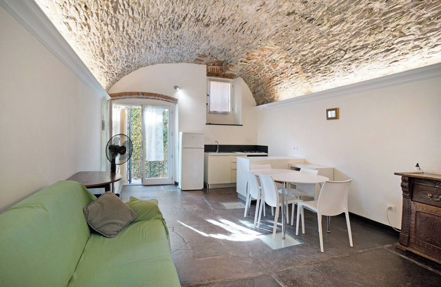 Apartment 'Primo Mare, Borgo Dei Pescatori' with Wi-Fi