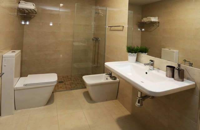 Apartment-Private Bathroom