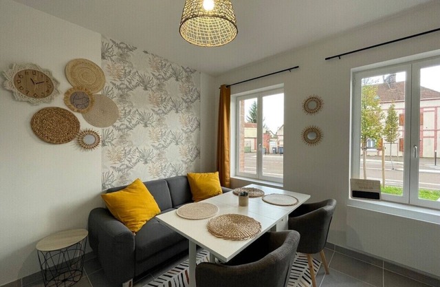 Apartment-Private Bathroom-Apartment