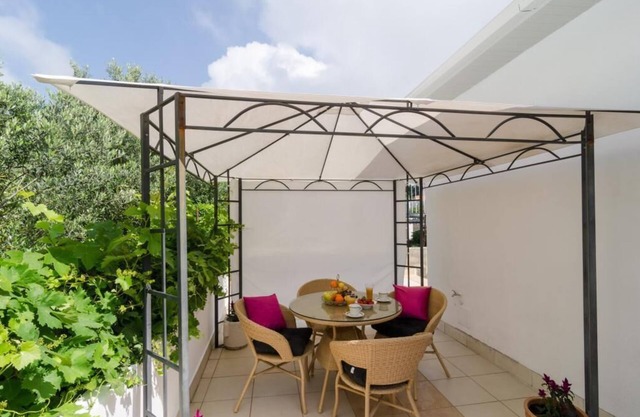 Apartment & Room Lady O - Double Room with Terrace