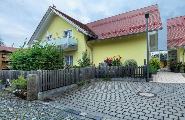 Apartment 'Rosi' with Balcony and Wi-Fi