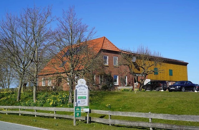 Apartment "Schäferhof Dircks 4" with Garden & Wi-Fi