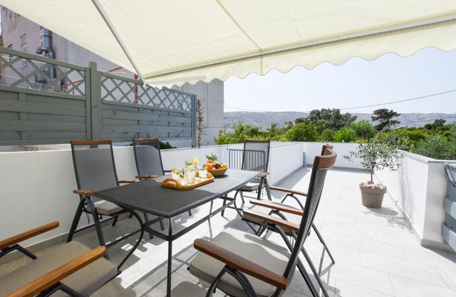 Apartment Sidro