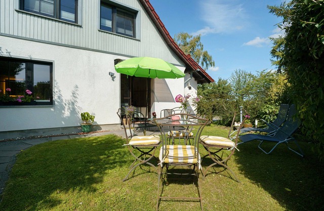 Apartment 'Sonnenblick' with Private Terrace, Private Garden and Wi-Fi