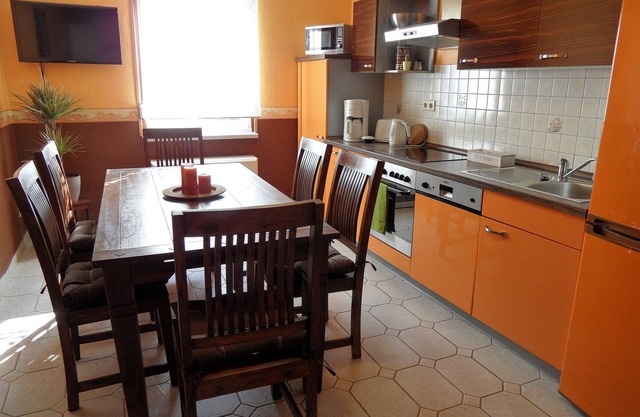 Apartment-Standard-Private Bathroom-River view-Ferienwohnung 2