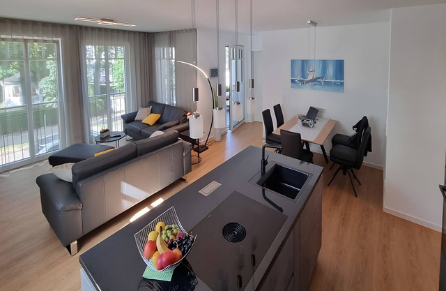 Apartment 'Strandblick' with Sea View, Balcony and Wi-Fi